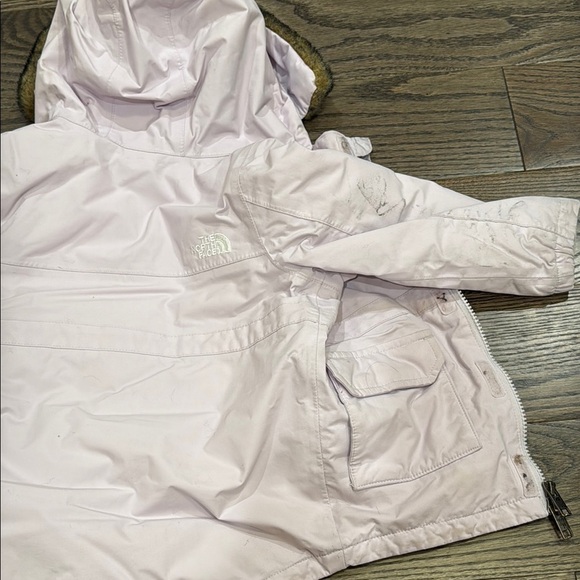 The North Face Light Pink Jacket with Faux Fur Hood 2T toddler parka - Picture 9 of 12